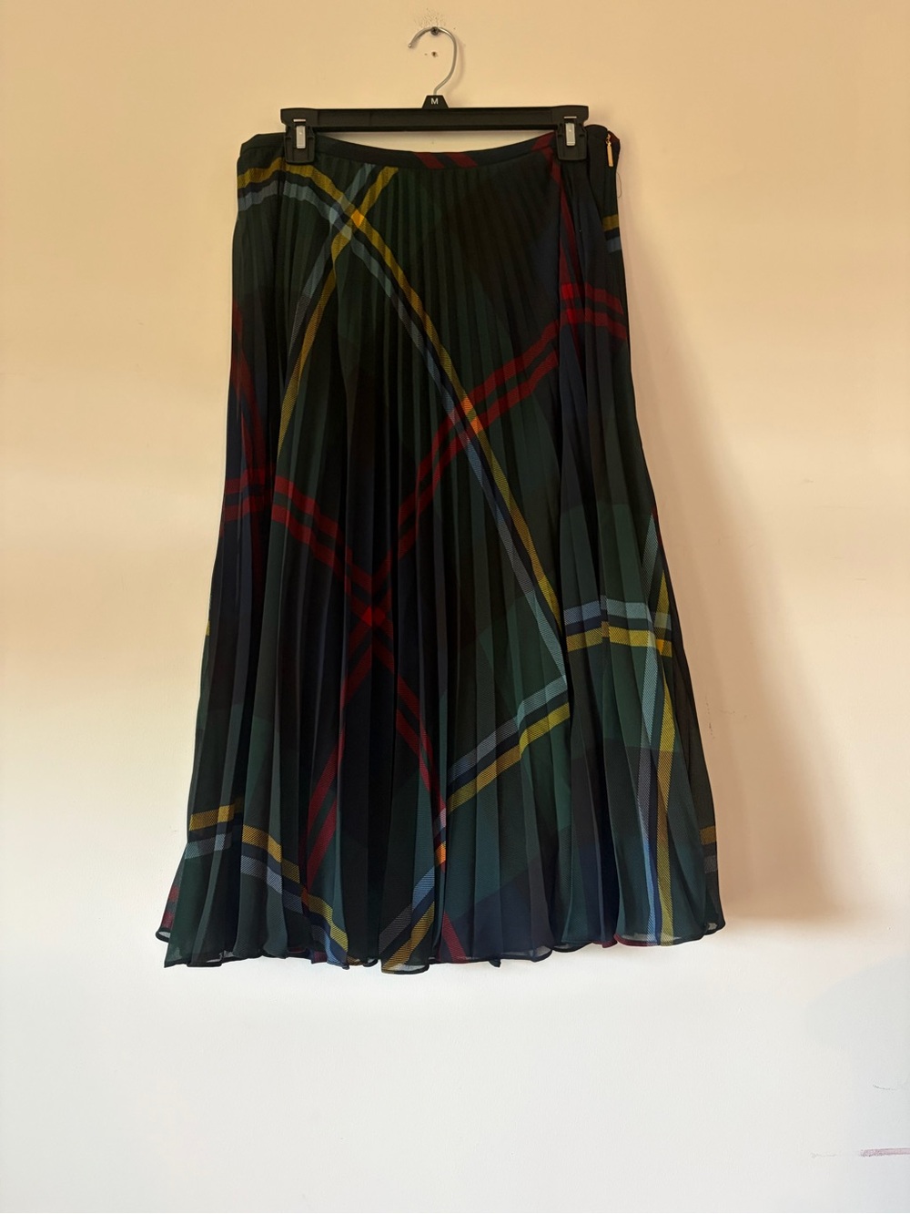 Lauren Ralph Lauren pleated chiffon plaid green red blue maxi skirt holiday sz 4